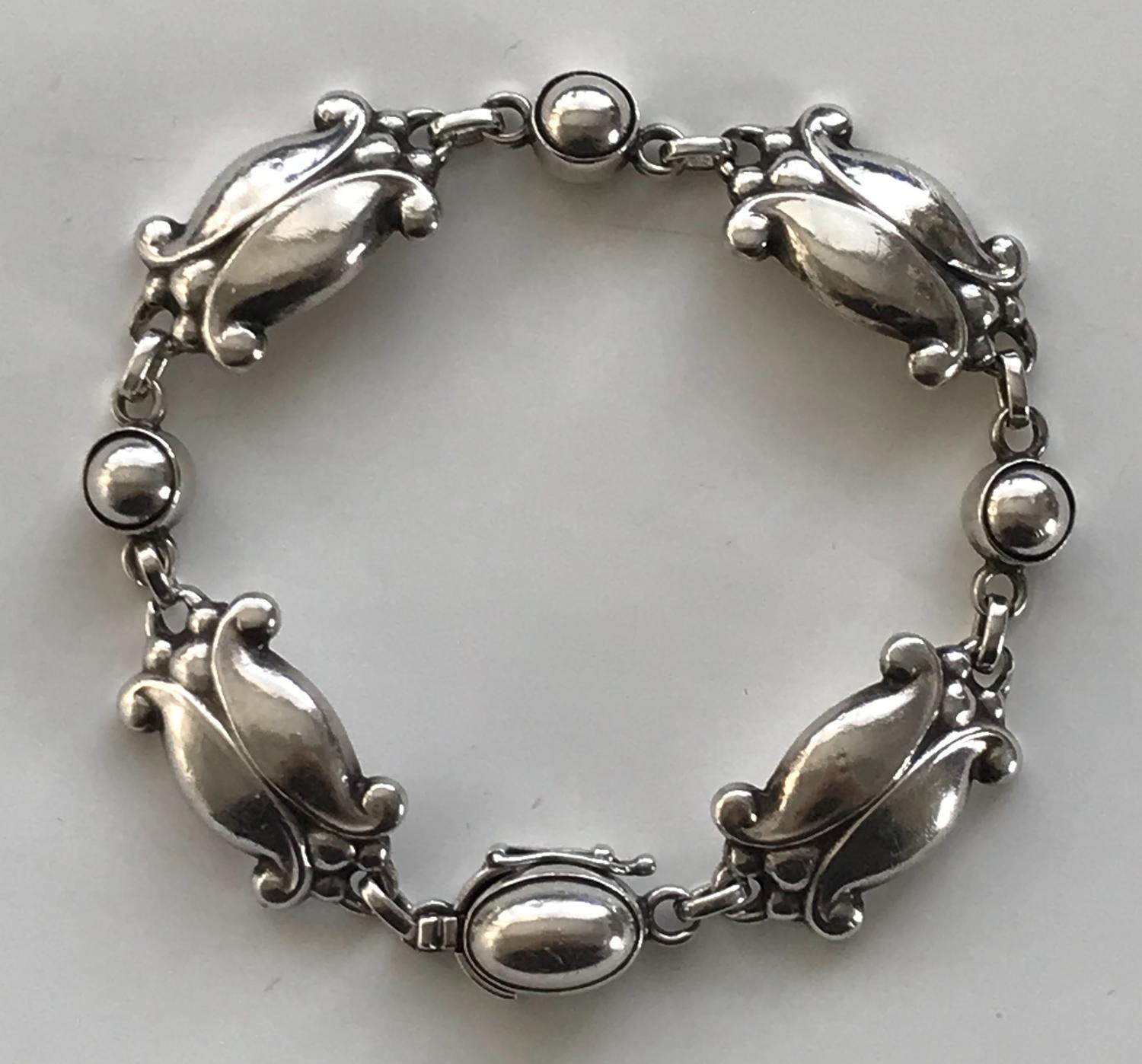 Georg Jensen Moonlight Blossom silver bracelet design no. 11