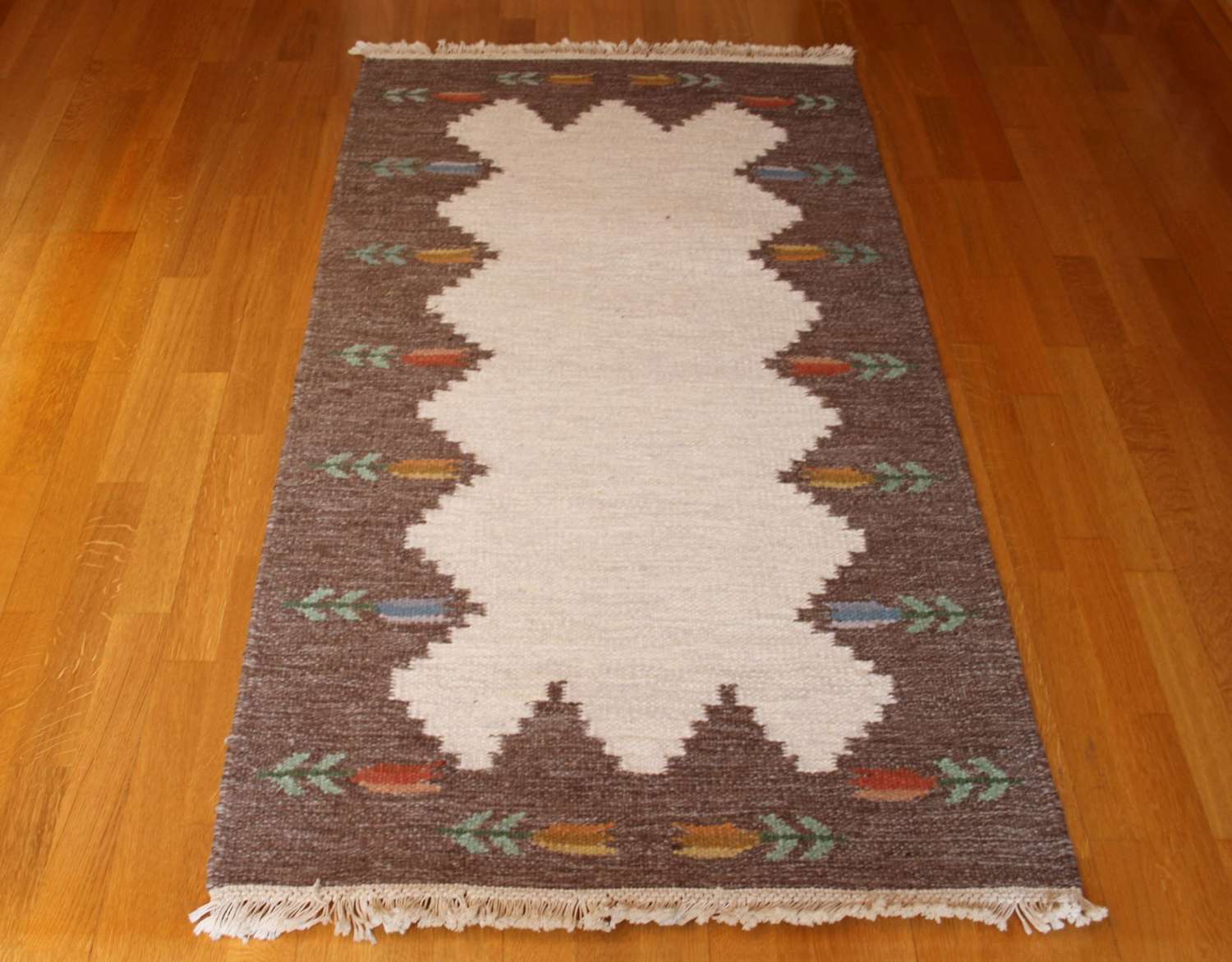 Swedish Röllakan flat weave woollen rug 1950s