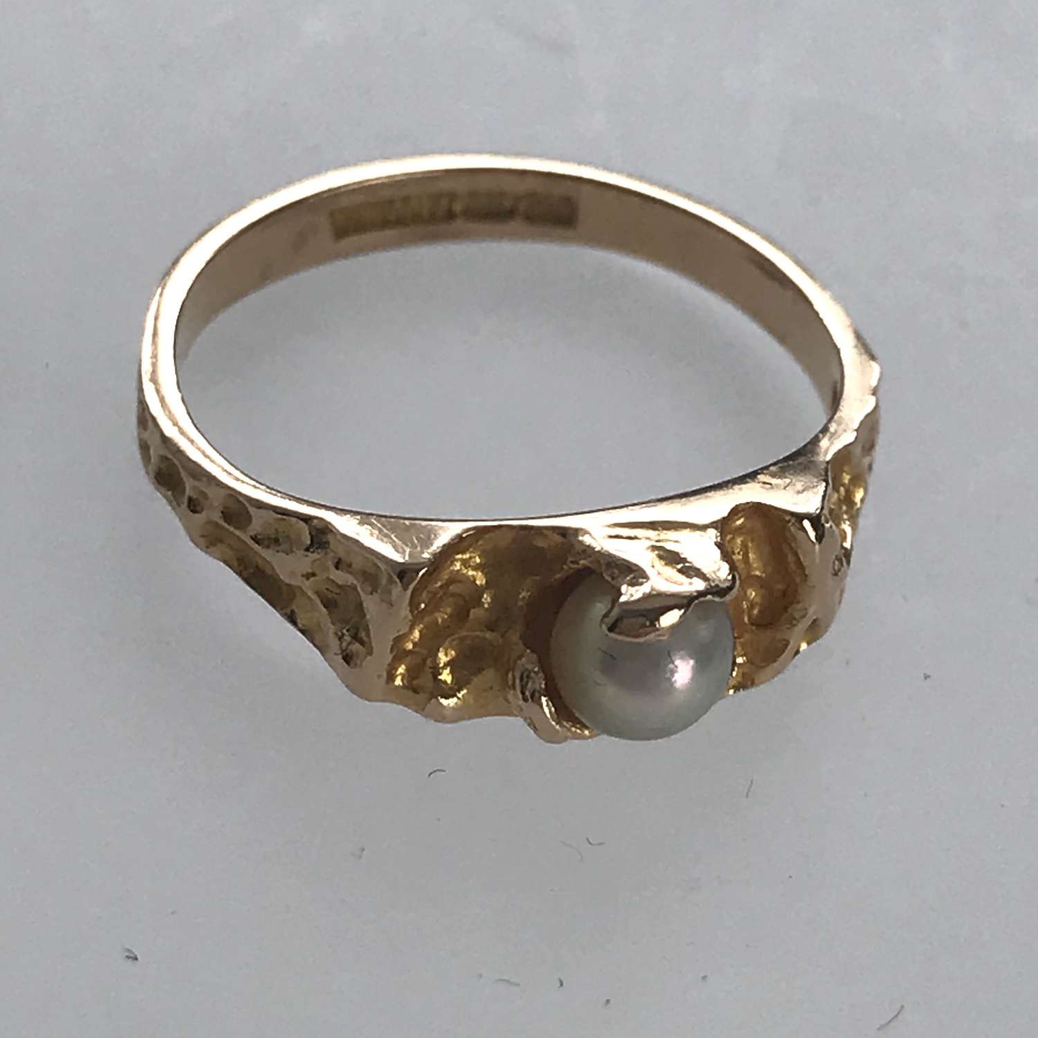 Björn Weckström Lapponia 14 ct gold ring set with a pearl