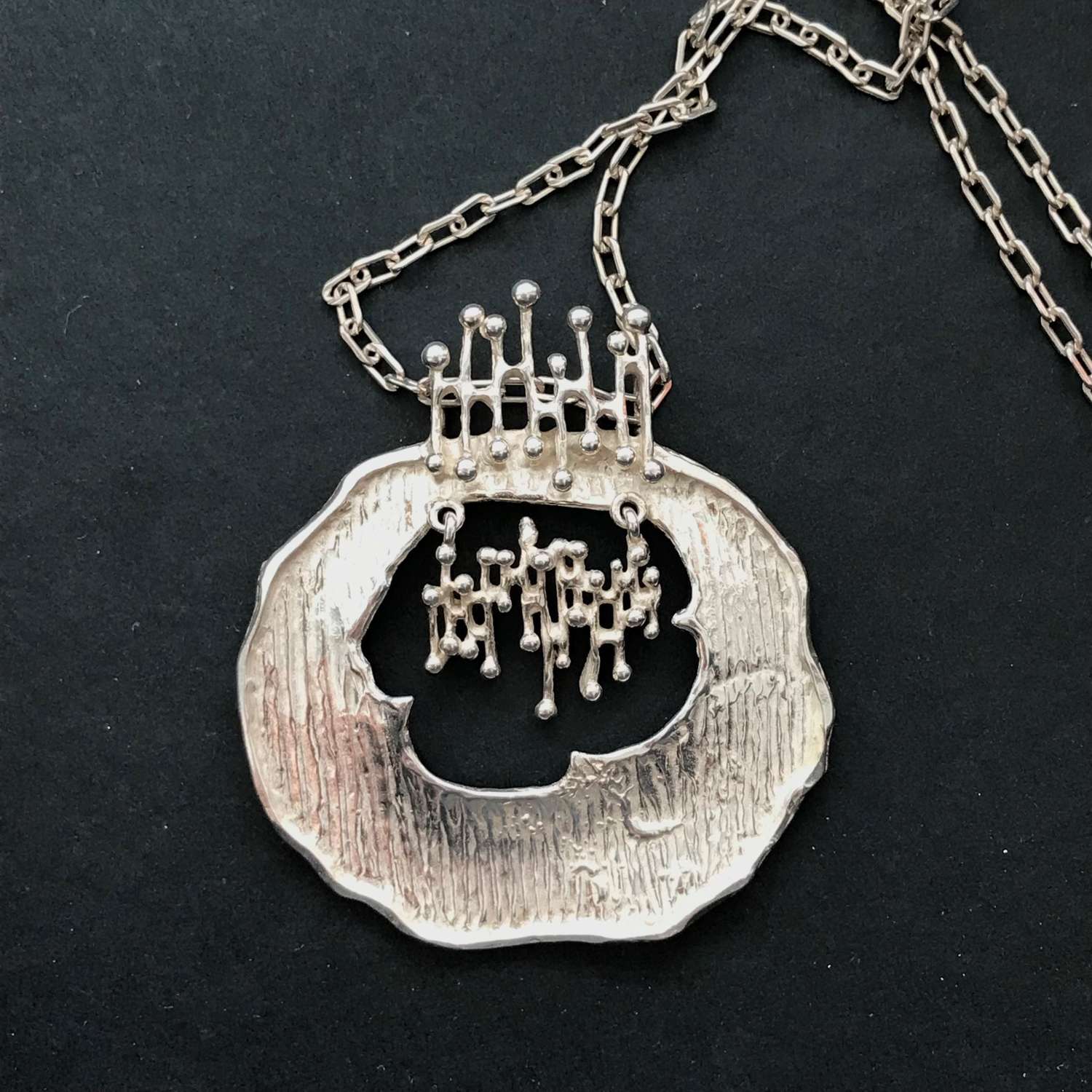 Theodor Klotz modernist kinetic pendant and chain, Germany