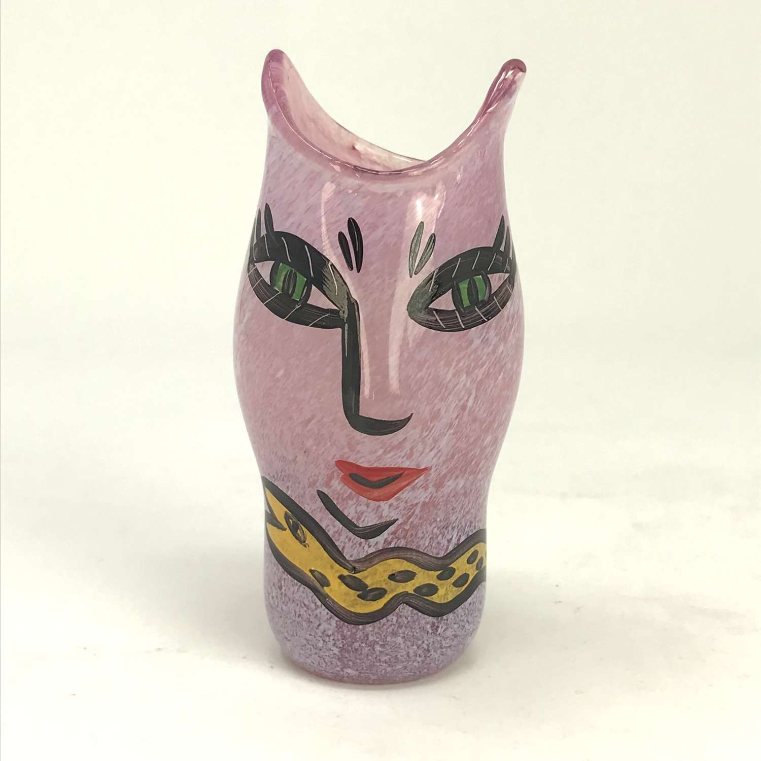 Ulrica Hydman-Vallien pink open minds glass miniature vase 1980s