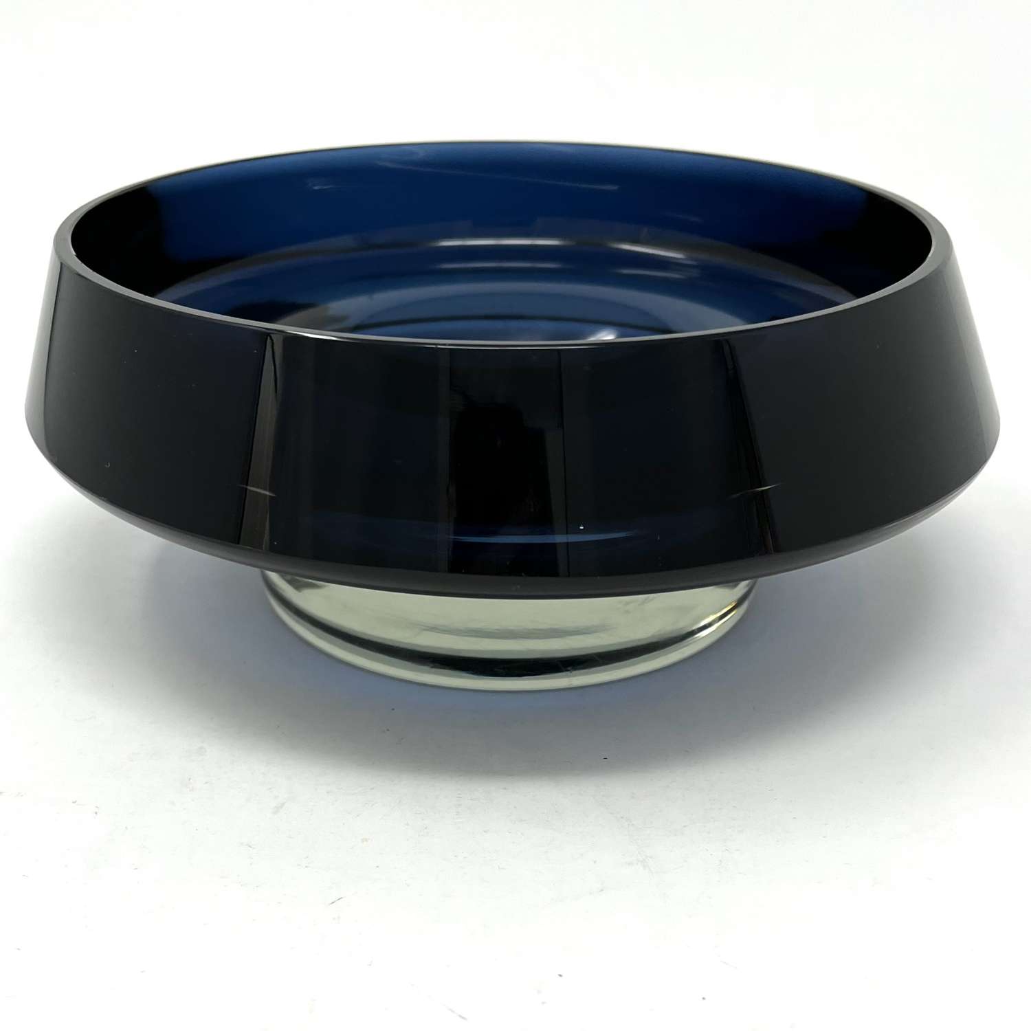 Kaj Franck dark blue bowl, Nuutajärvi Notsjö Finland 1963