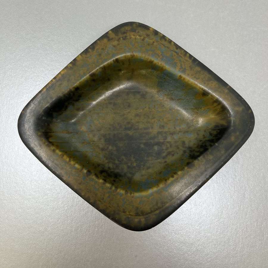 Gunnar Nylund mottled green and brown dish Rörstrand Sweden 1950s AUT
