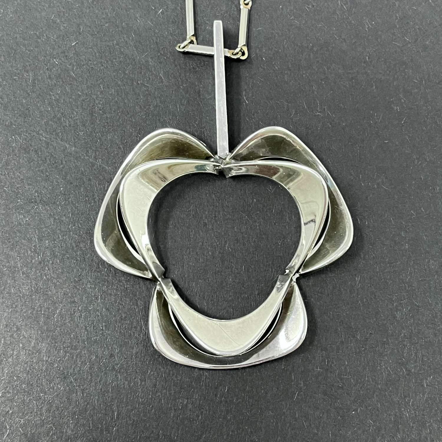 Theresia Hvorslev silver pendant and chain, Sweden 1972
