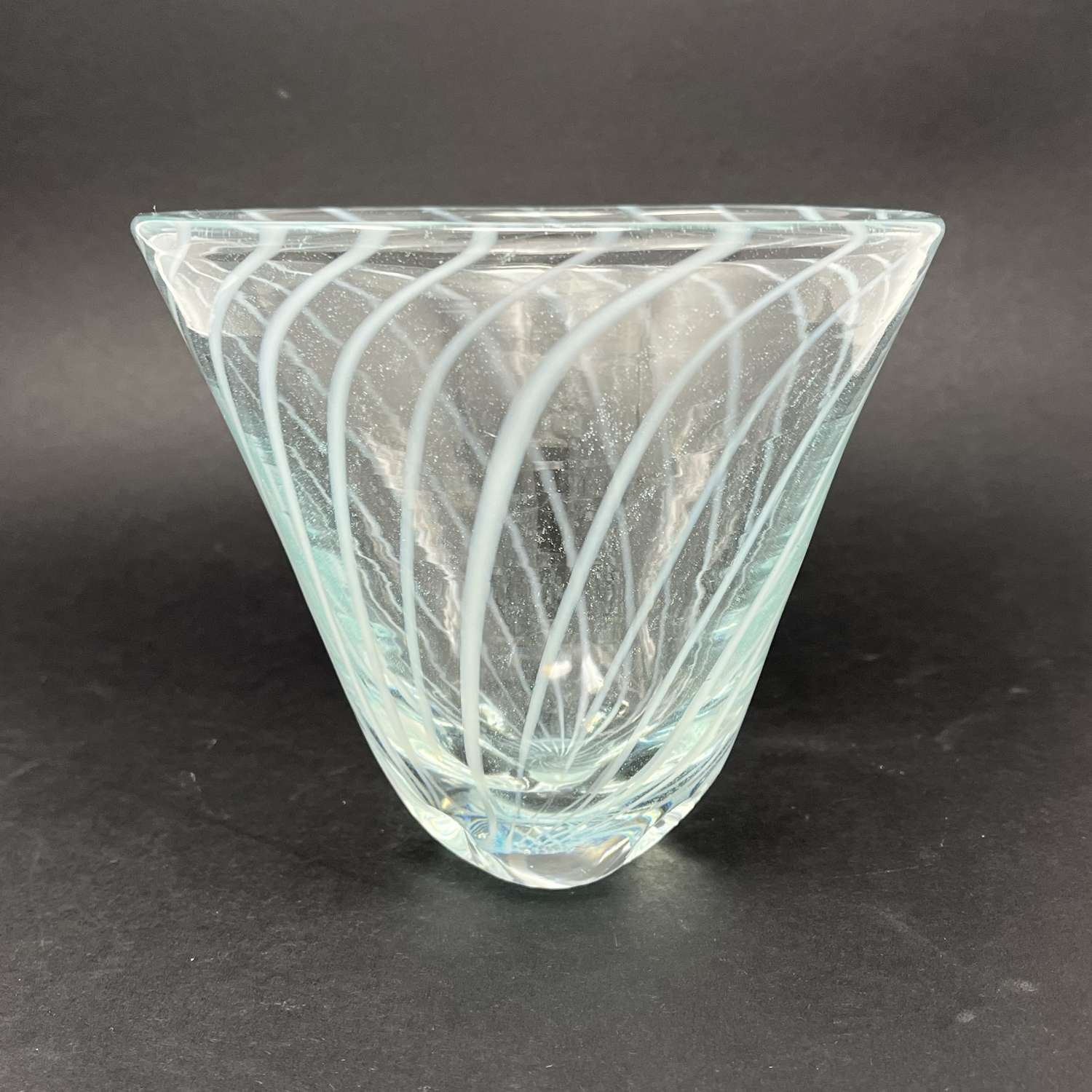 William de Moor flared glass vase with lines Flygsfors Sweden 1940s